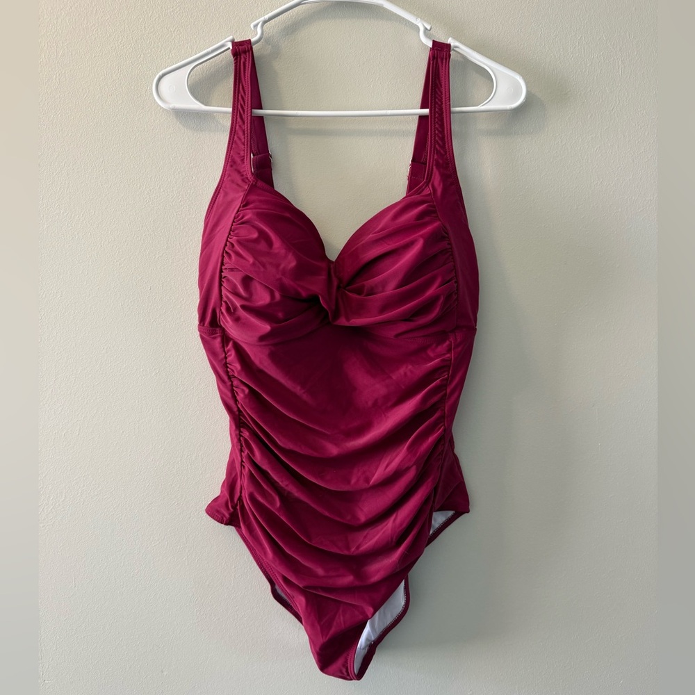 Yonique One-Piece‎ Swimsuit dark red ruched slimming swimsuit NEW